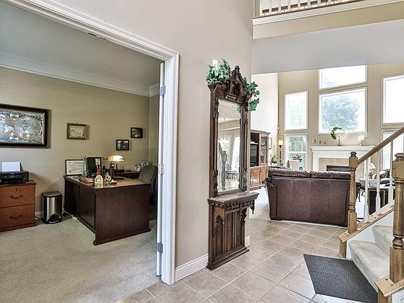 5th image of 465 Stoney Path Ct