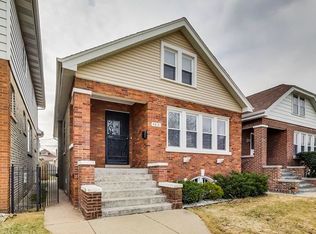 4821 W Strong St, Chicago, IL 60630