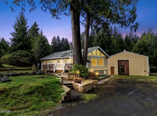 226 SW Wakonda Beach Rd, Waldport, OR 97394