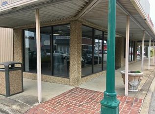 100 E Washington St, Paris, TN 38242