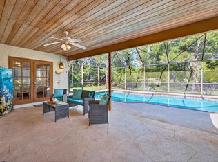 16319 E Cheltenham Dr, Loxahatchee, FL 33470