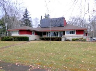 408 Sunrise Rd, Tigerton, WI 54486