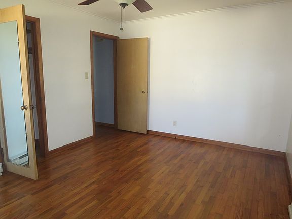 5th image of 25 Grim Dr