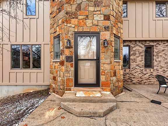 5th image of 2694 Ashville Dr NE