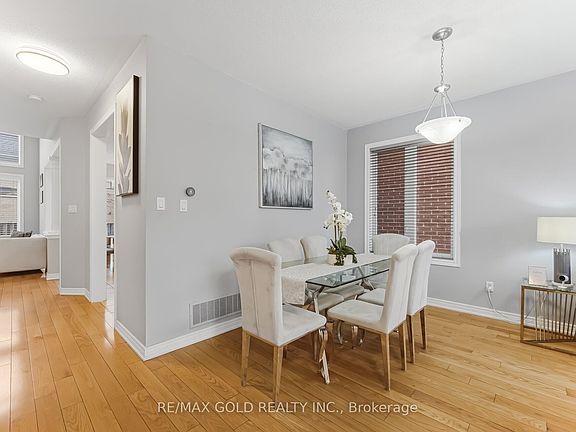 3rd image of 152 Father Tobin Rd