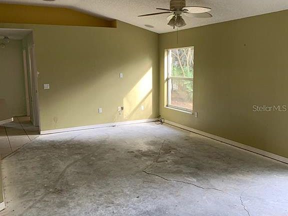3rd image of 1419 Cedar Pine Dr