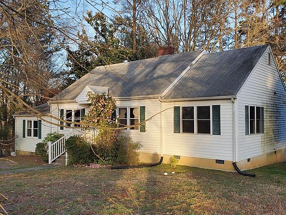 3rd image of 101 Mecklenburg Ave