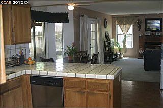 5th image of 4121 Rockford Dr