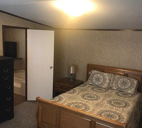 Master Bedroom with queen bed