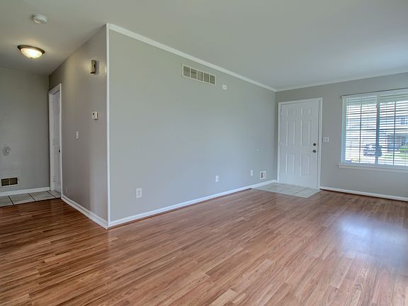 3rd image of 23453 Boller Ct