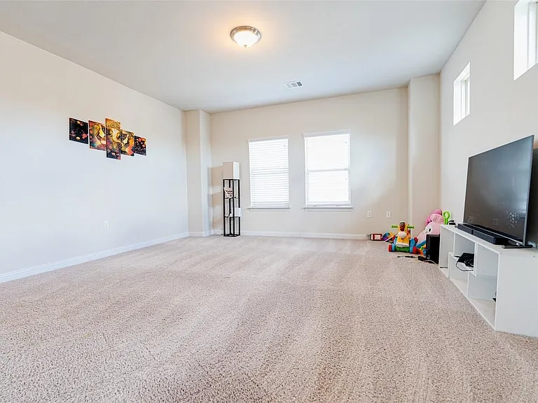 9301 Ivalenes Hope Dr — Photo 12