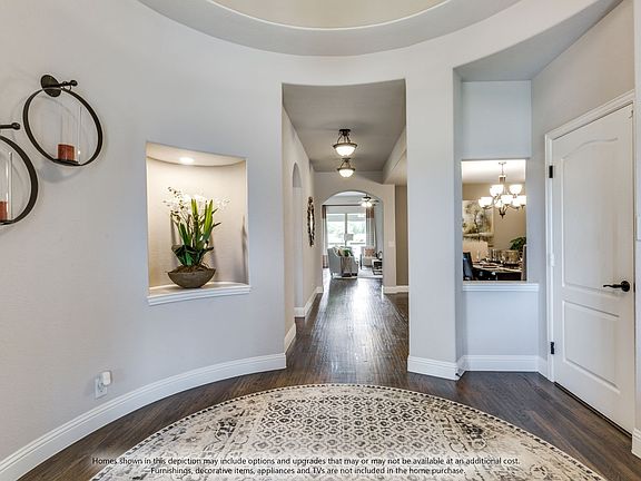 Carolina IV Foyer