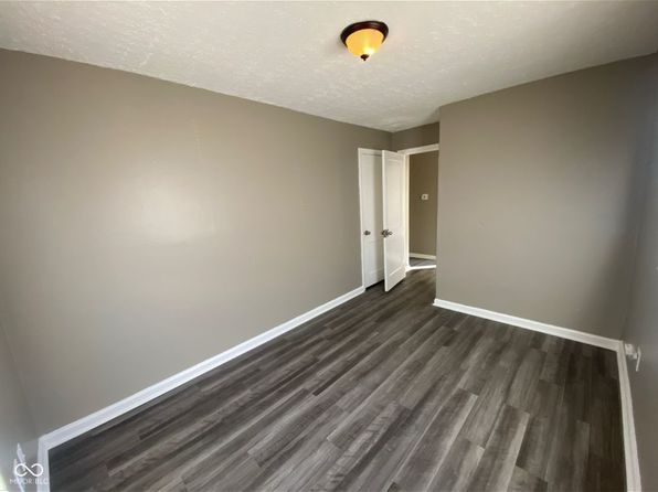 2215 Admiral Dr #2215