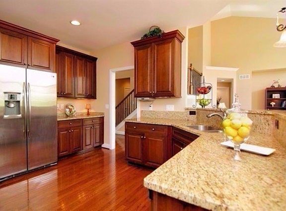 4th image of 4727 Guildford Ln
