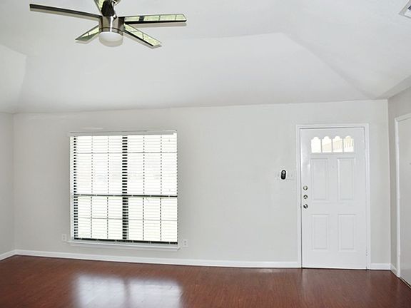 2nd image of 4708 Riverpark Ct
