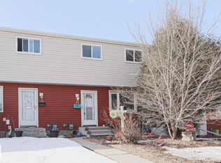 West Hermitage Place, Edmonton, AB T5A 2X7