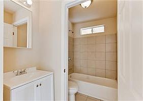 1st image of 4758 Imperial Ave APT 3