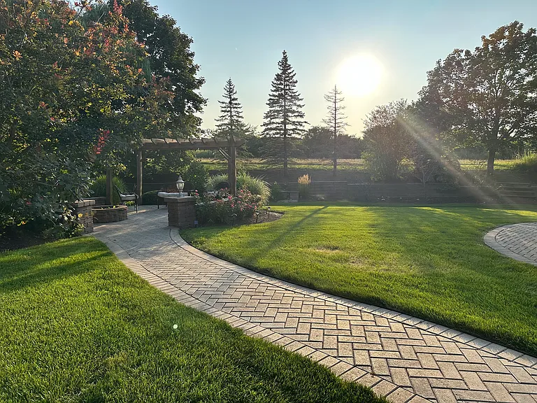 1020 Evergreen Ct — Photo 28
