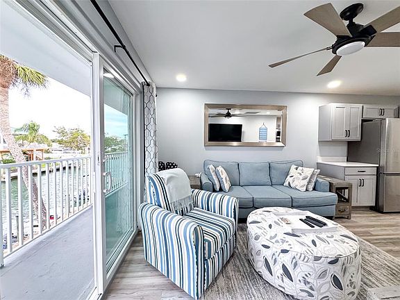 5th image of 902 GIBBS ROAD #283