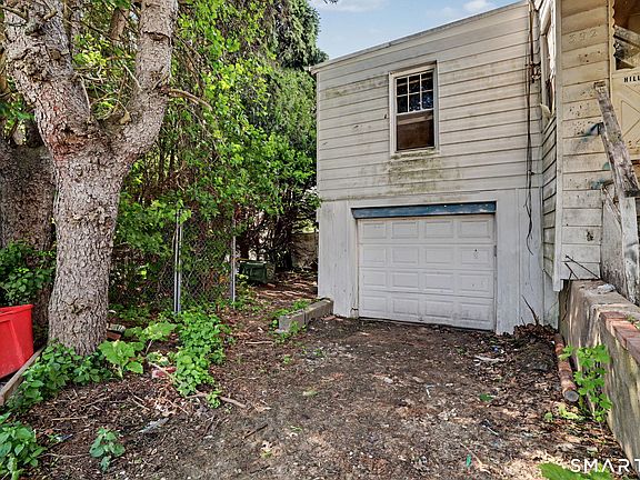 2nd image of 392 Hill Street