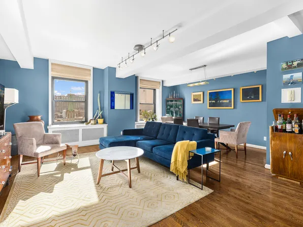 315 West 23rd Street image 1 of 10