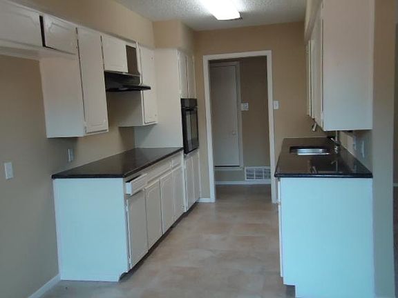 5th image of 6717 Mabell St