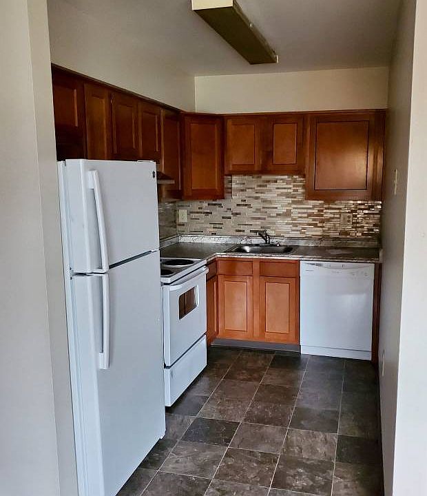 1st image of 501 Mifflin Ave APT 5