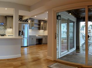 3373 Lakeside View Dr #91, Falls Church, VA 22041