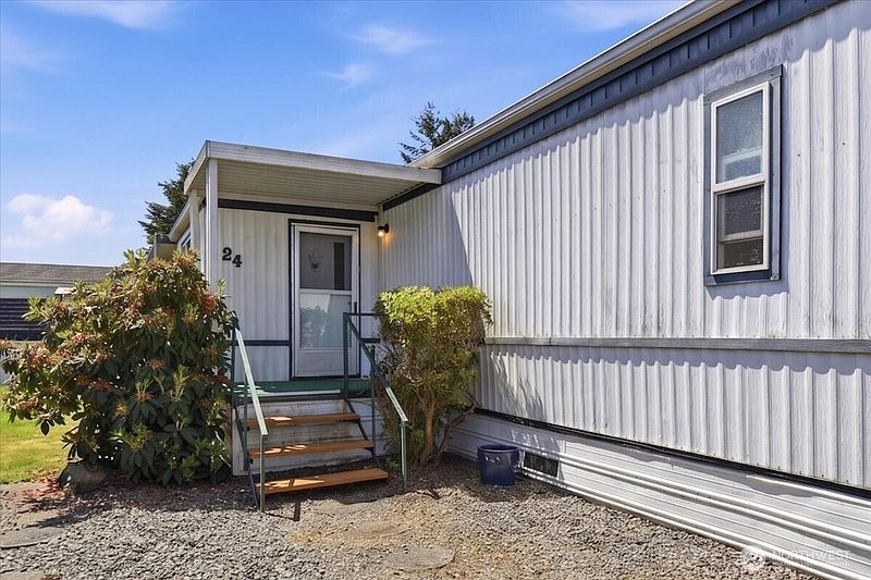 2nd image of 16600 25th Ave NE #24