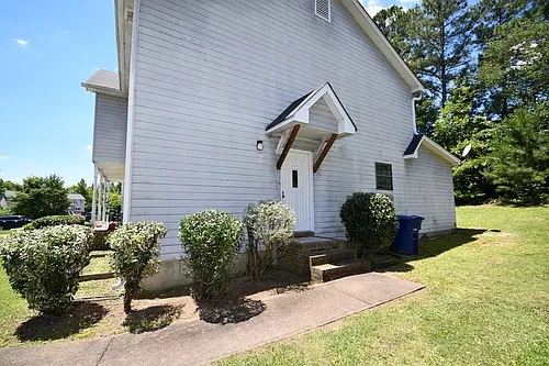 1323 Stratton Place Dr #B Photo 1