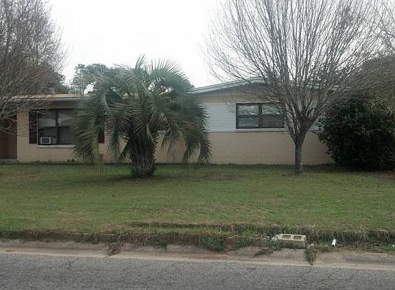 3rd image of 4408 Havre Way
