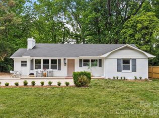 1915 Birchcrest Dr, Charlotte, NC 28205