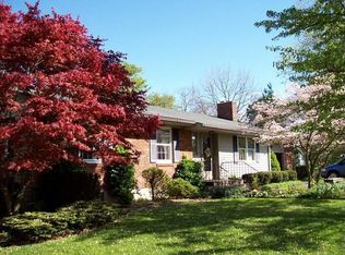 6040 Brown Rd, Oxford, OH 45056