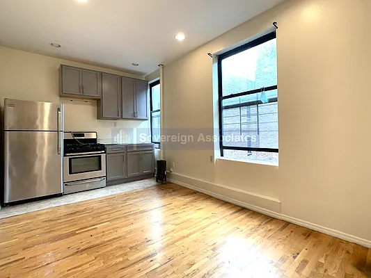 Rented by Sovereign Associates | media 14