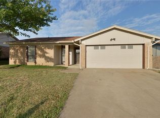 6333 Patsy Ln, Watauga, TX 76148