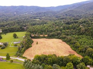 1311 Lark Rd, Newport, TN 37821