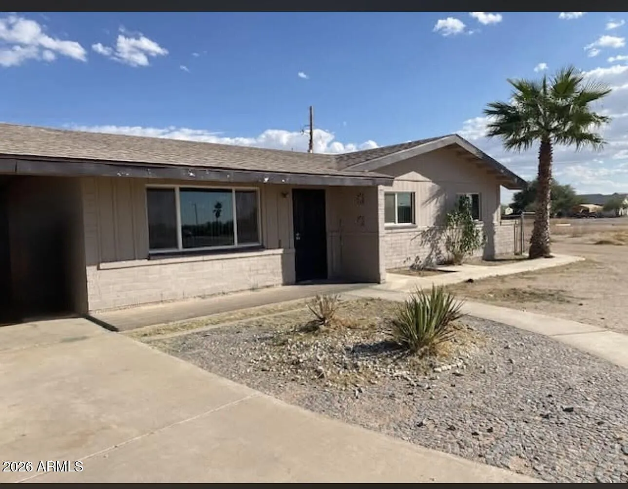 3 bed, 2.0 bath, 1188 sqft, $1,000 — Photo 2