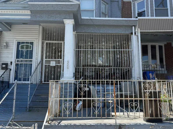 928 W Fisher Ave, Philadelphia, PA 19141