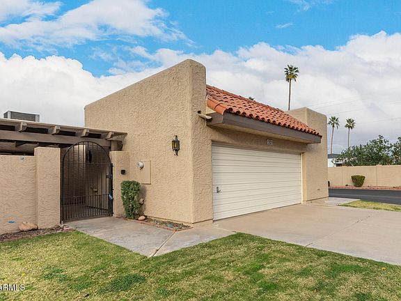2nd image of 3345 E UNIVERSITY Drive #32