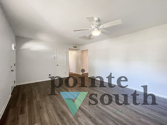 3rd image of 2431 Planetarium Ave