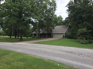 15184 E Peace Rd, Nevada, MO 64772