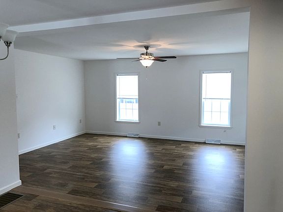 4th image of 418 Striped Bass Ave