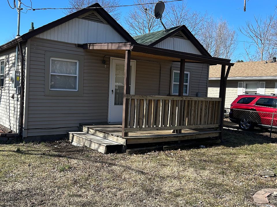 2nd image of 1729 Sycamore St