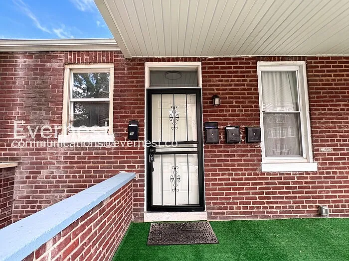 2440 Callow Ave #3 — Photo 3