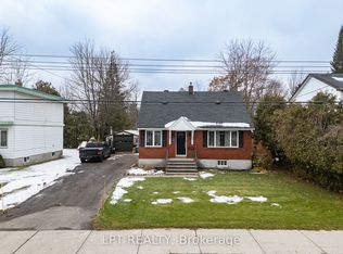 3794 Albion Rd, Ottawa, ON K1T1A5