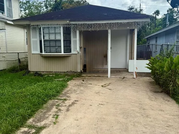 1326 E Tyler St, Brownsville, TX 78520