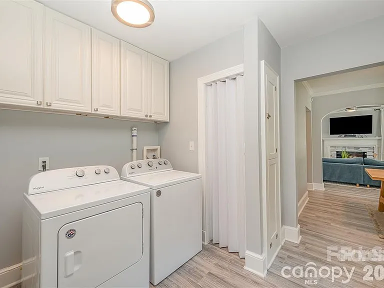203 State St — Photo 13