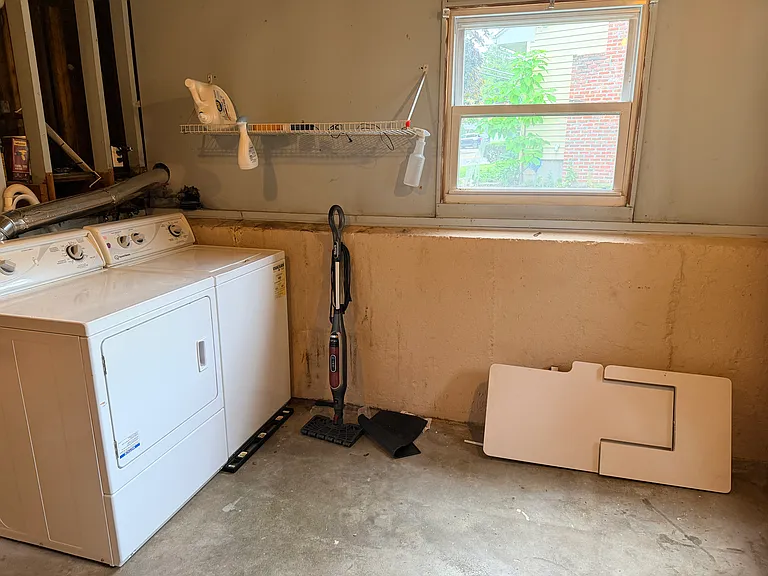 413 N Cary St — Photo 14