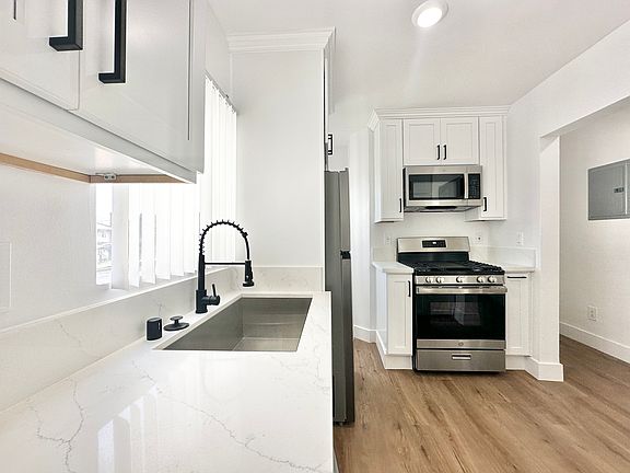 2nd image of 1753 Westmoreland Blvd