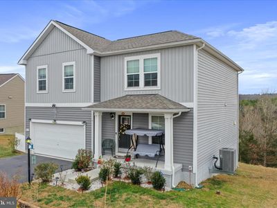 183 Luxor Ct, Bunker Hill, WV, 25413